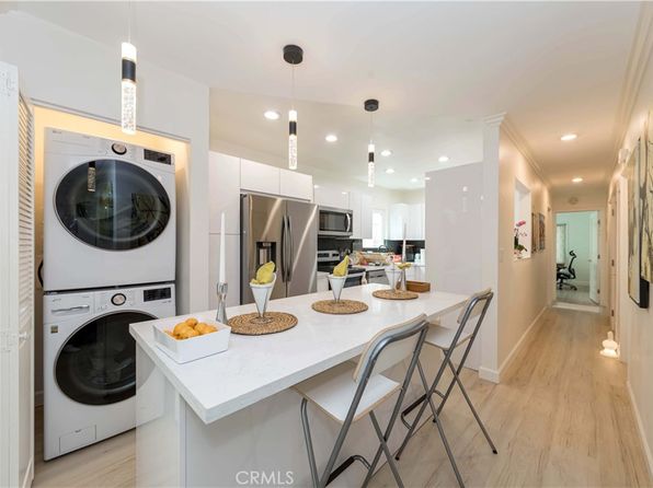 645 N Gramercy Pl, Los Angeles, CA 90004
