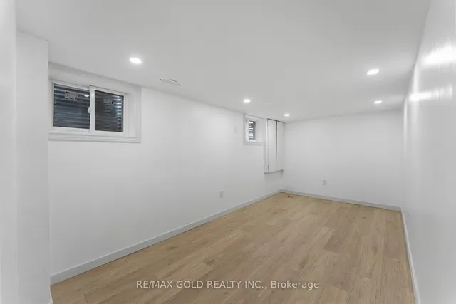 Additional image 41 of 17 Madrid Cres