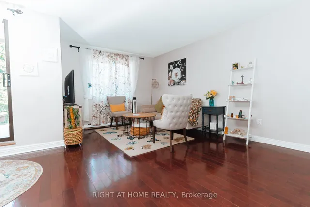 Additional image 4 of 1030 Falgarwood Dr Unit 56