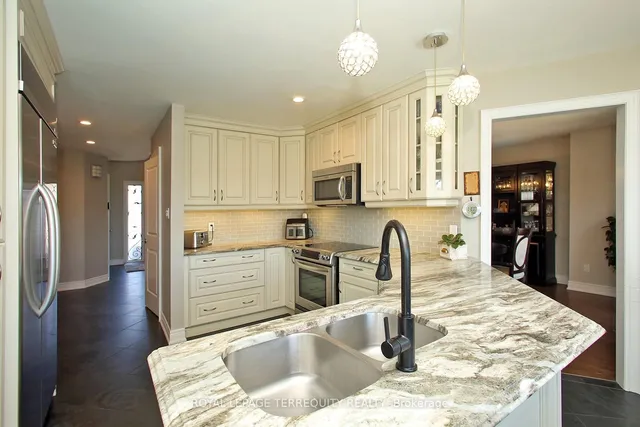 Additional image 20 of 3 Riviera Rdge