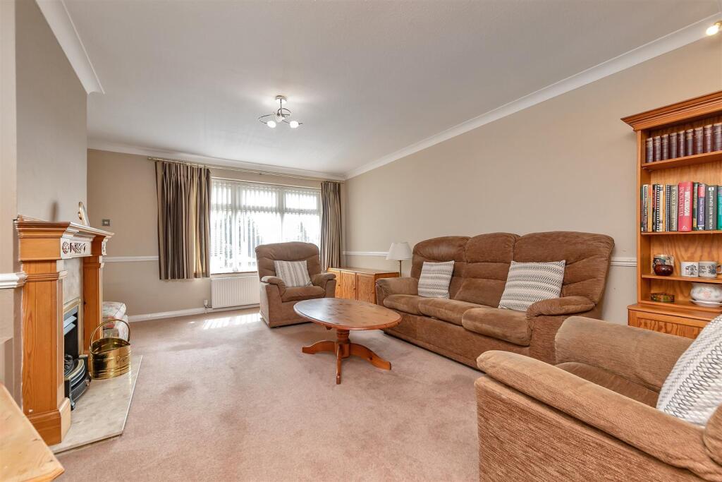 Additional image 7 of Francis Avenue, New Greens, St. Albans