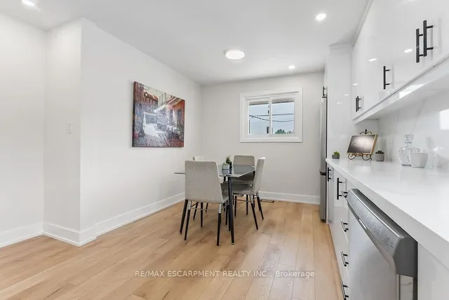 Additional image 17 of 71 Glassco Ave