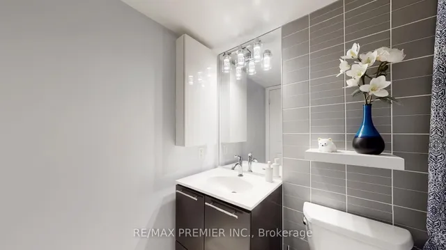 Additional image 21 of 235 Sherway Gardens Rd Unit 809