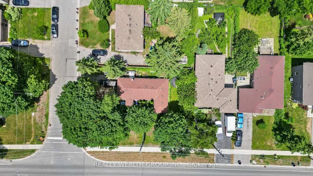 Additional image 4 of 4450 Lawrence Ave