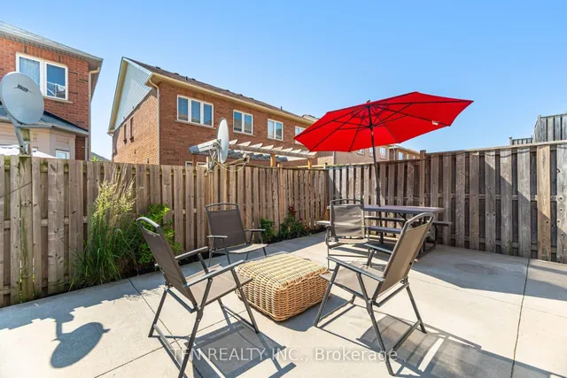 Additional image 24 of 51 Portrush Tr