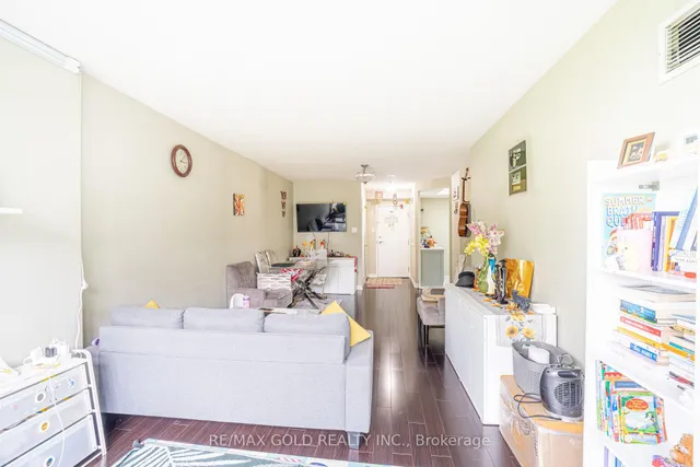 Additional image 18 of 8 Lisa St Unit 206