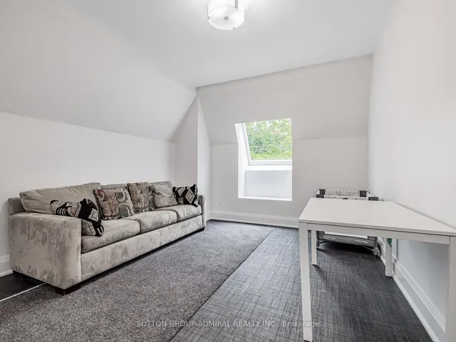 Additional image 31 of 11 Frontenac Ave