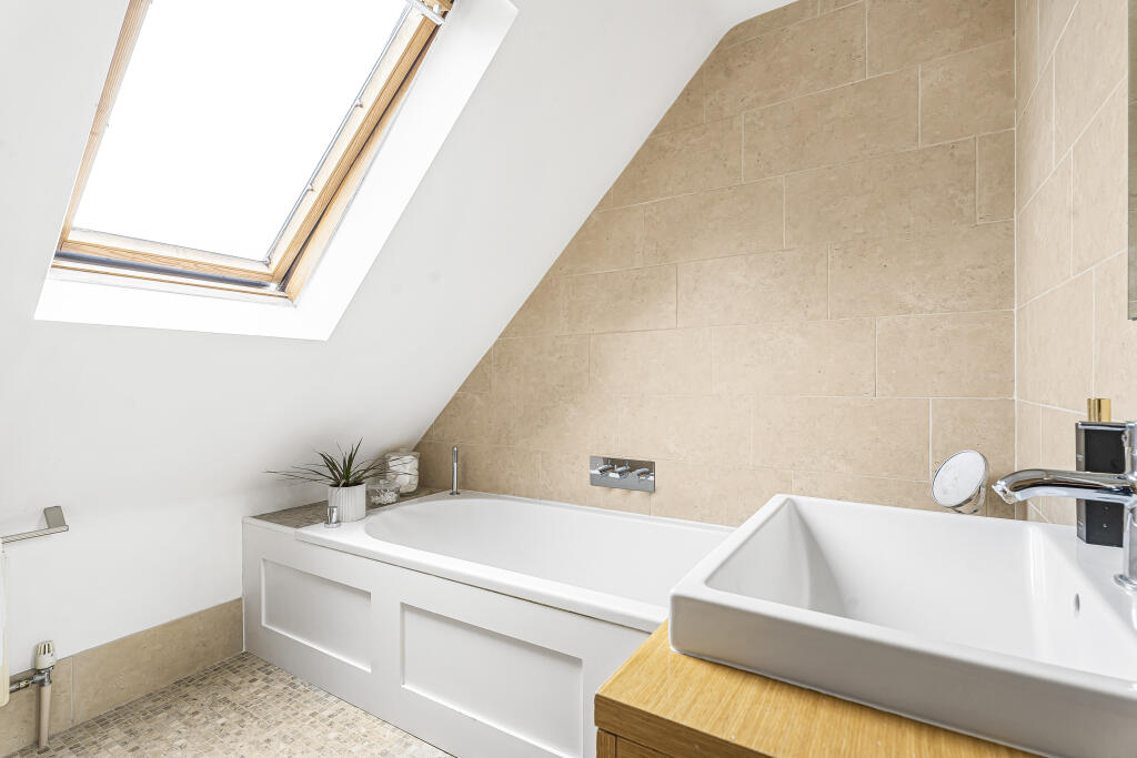 Additional image 15 of Rosecroft Lane, Welwyn, Hertfordshire, AL6