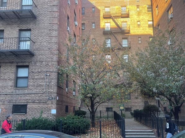 44- 21 Macnish Street #6C, Elmhurst, NY 11373