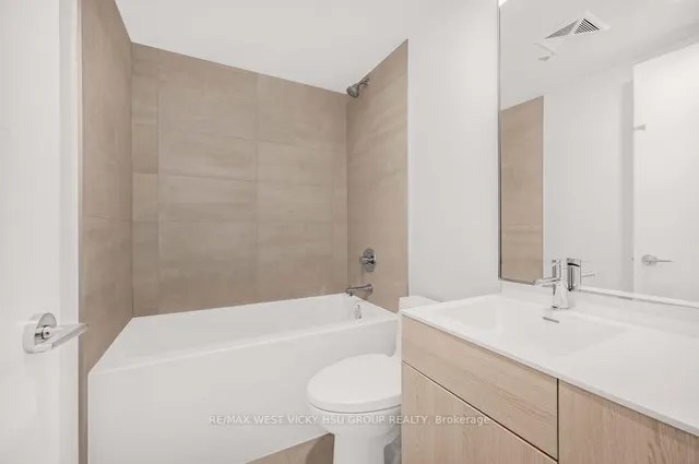 Additional image 23 of 28 Eastern Ave Unit TH105