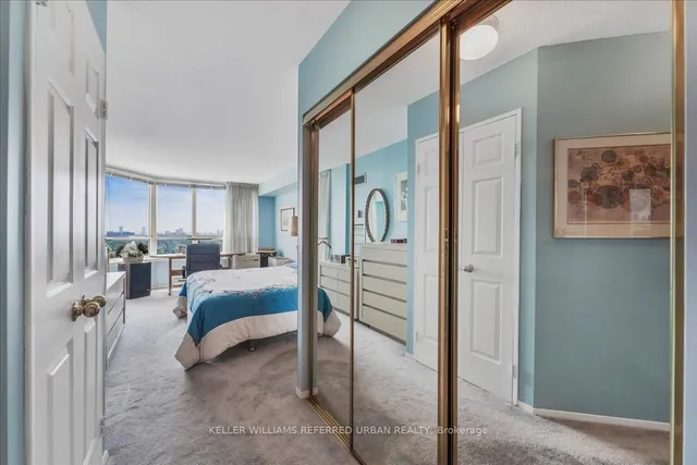 房产图片 23 - 175 Bamburgh Circ 单元 1918