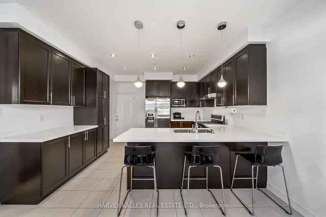 Additional image 13 of 36 Boundbrook Dr