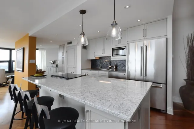 Additional image 7 of 1300 Bloor St Unit 1911