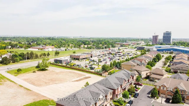 房产图片 38 - 651 Farmstead Dr 单元57