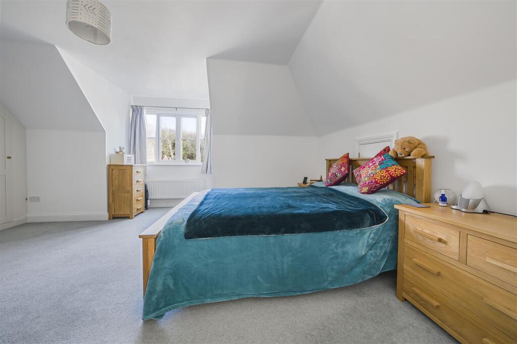 Additional image 20 of Bucknalls Drive, Bricket Wood, St. Albans