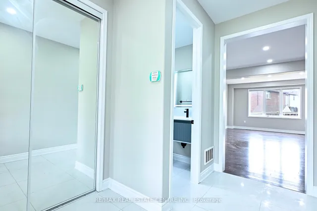 Additional image 9 of 25 Giltspur Dr