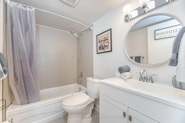 房产图片 18 - 25 Trailwood Dr 单元 2013