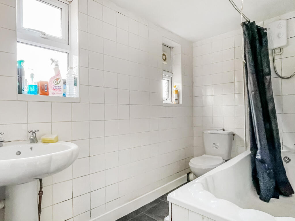 Additional image 9 of Garretts Green Lane, Birmingham, B26 2JN