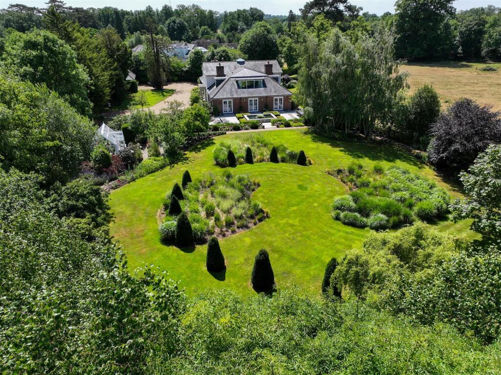 Additional image 28 of Mulberry House, Woodside AL9 6DD