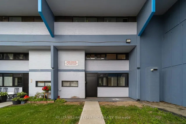 Additional image 3 of 4661 Jane St Unit 145