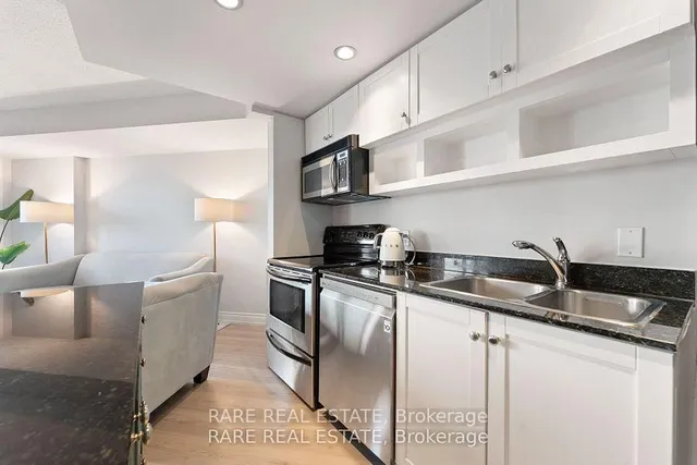 Additional image 2 of 8 York St Unit 911