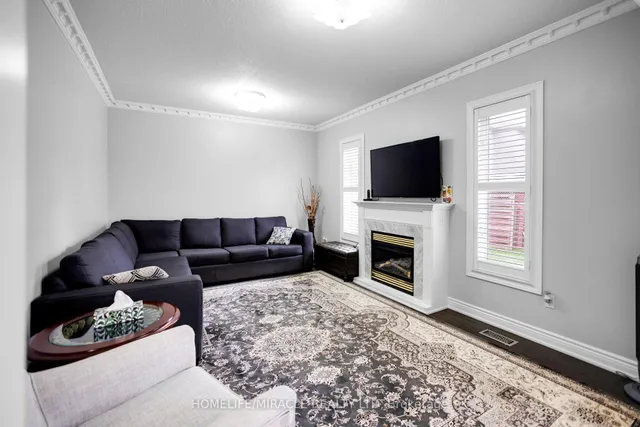 Additional image 16 of 24 Fauna Crt