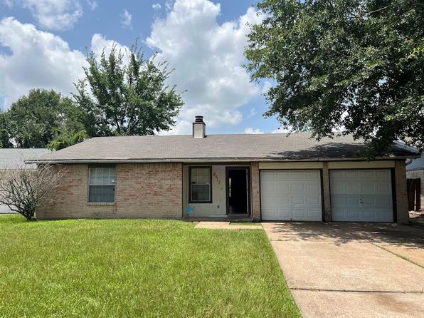 8611 Sherrywood Dr, Houston, TX 77044