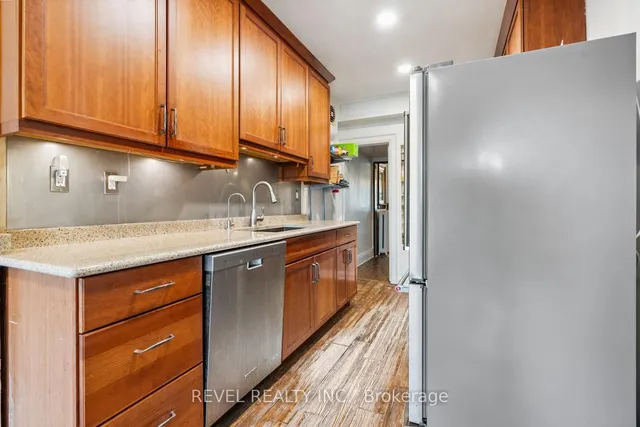 Additional image 8 of 18 Glendale Ave Ave