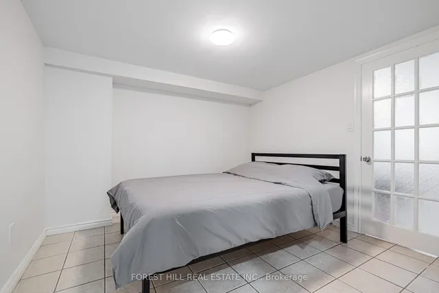 Additional image 6 of 27 Apache Tr