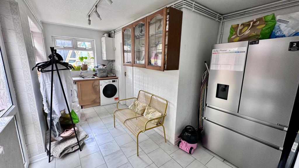 Additional image 10 of Yardley wood road, Moseley, B13