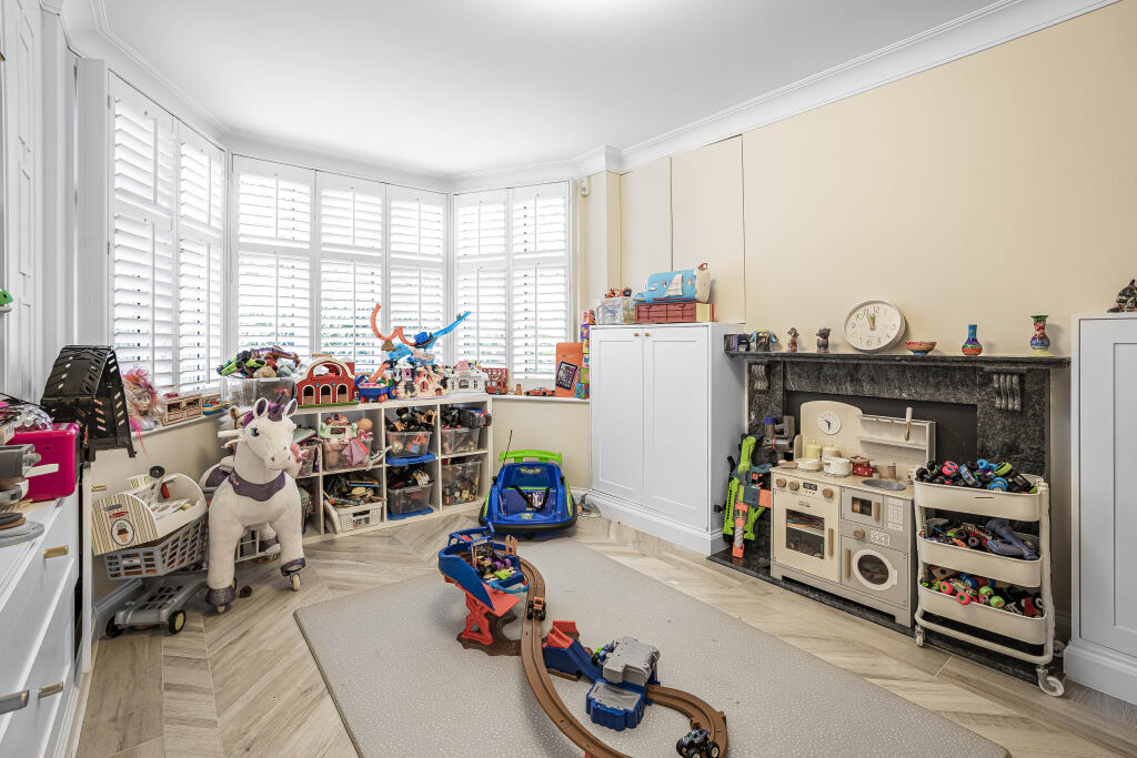 Additional image 4 of Watling Street, St Albans, AL1