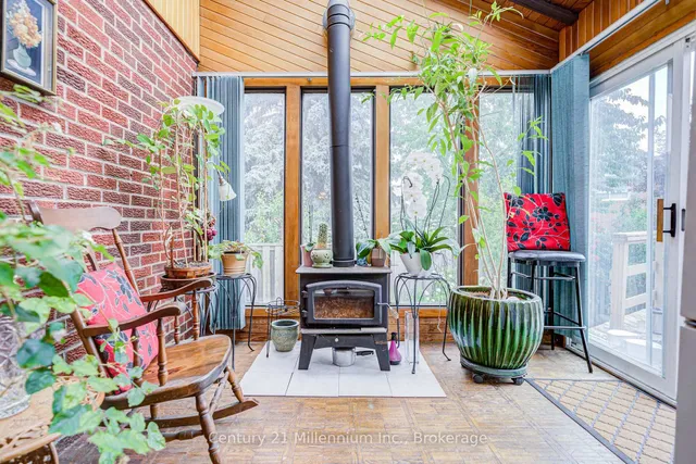 Additional image 19 of 9 Thane Crt