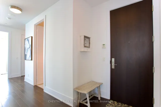 Additional image 26 of 55 Merchants' Wharf Unit 923