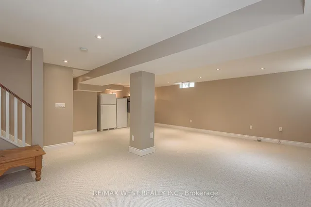 Additional image 39 of 12 Barr Cres