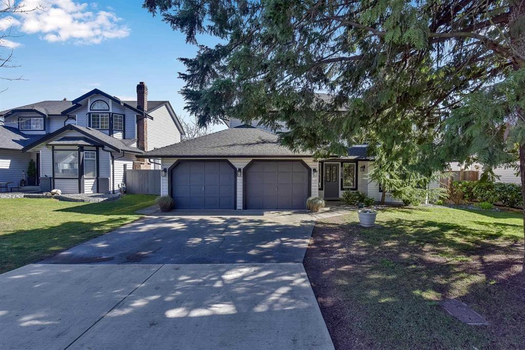 6074 188 STREET|Surrey, British Columbia V3S7V9