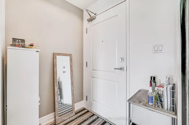 Additional image 7 of 125 Shoreview Pl Unit 514