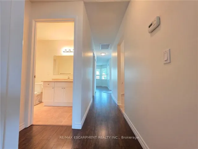 房产图片 10 - 1 Szollosy Circ