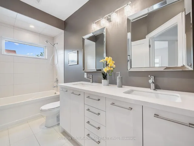 Additional image 32 of 1 Dustan Cres