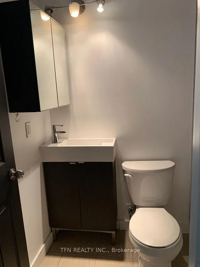 Additional image 8 of 1393 Dundas St