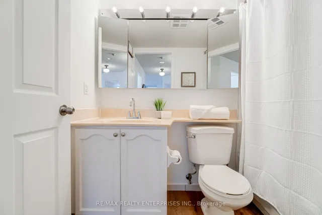 Additional image 17 of 29 Pemberton Ave Unit 701