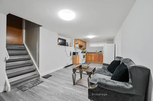 Additional image 35 of 20 Terra Cotta Cres