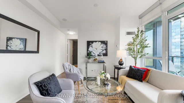 Additional image 25 of 36 Park Lawn Rd Unit 1408