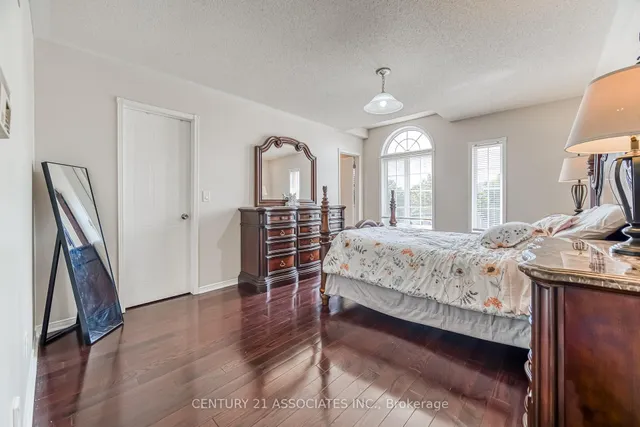 Additional image 23 of 5785 Sidmouth St