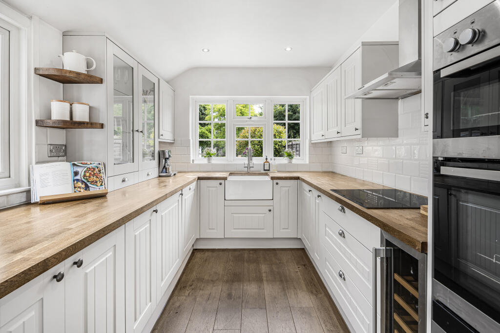 Additional image 4 of Pottersheath Road, Welwyn, Hertfordshire, AL6