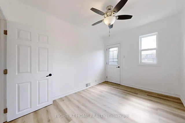 Additional image 19 of 656 Crawford St