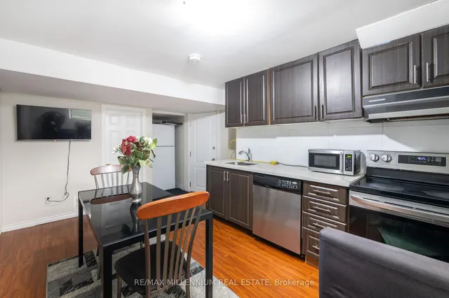 Additional image 39 of 19 Earl Grey Cres