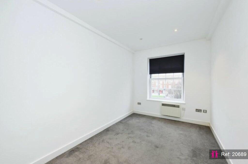 Additional image 11 of Stonehills, Welwyn Garden City