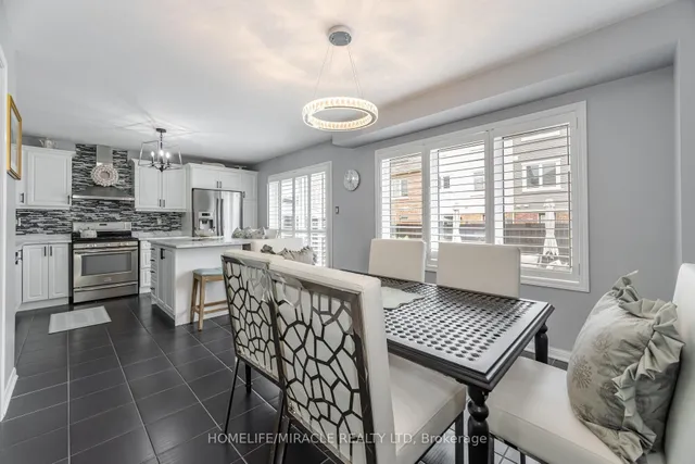 Additional image 15 of 115 Vanhorne Clse