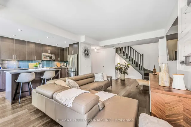 Additional image 14 of 2212 Lake Shore Blvd Unit Th04