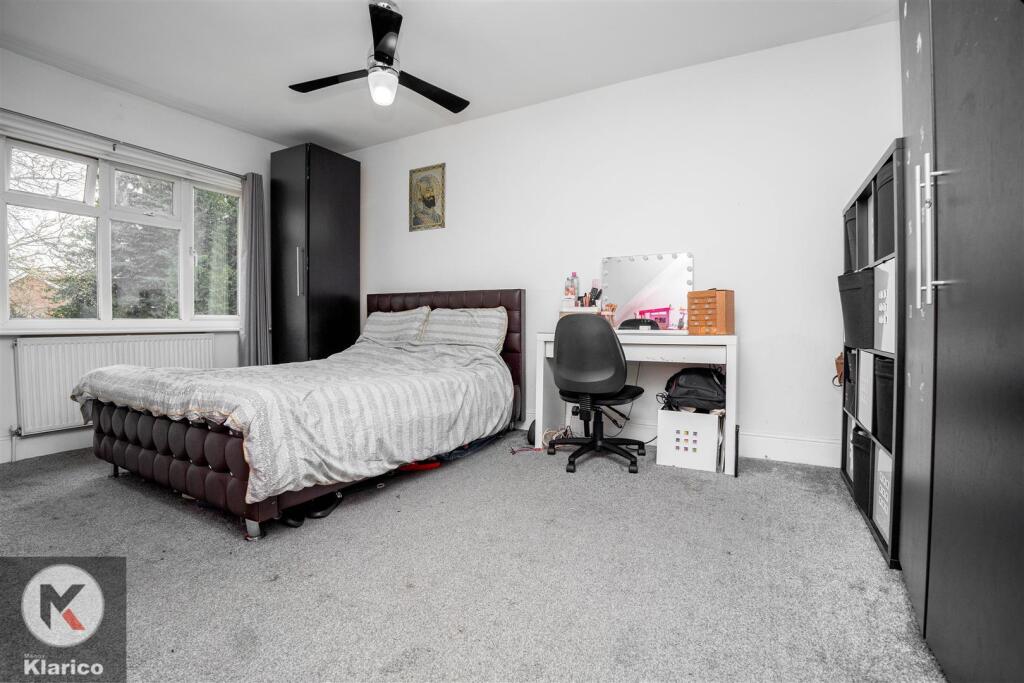 Additional image 14 of Yardley Wood Road, Moseley